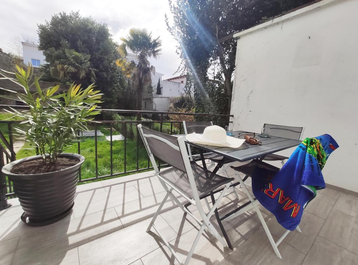 Charmant T2 Proche Plage Avec Terrasse Privative รัวย็อง ภายนอก รูปภาพ